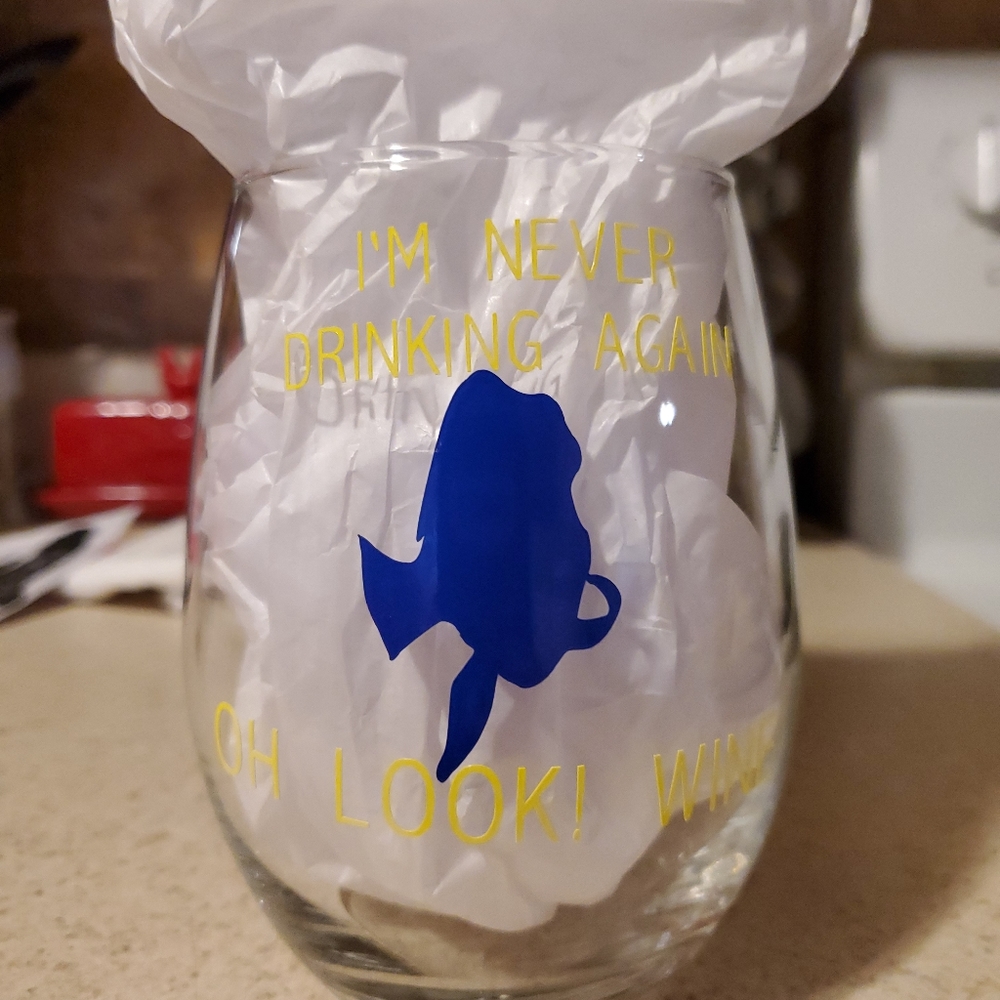 Dory wine glass